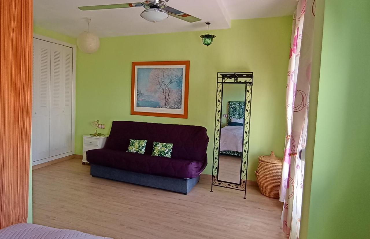 Bungalow Con Encanto, 100M2, A 800 M De La Playa 坎佩略 外观 照片