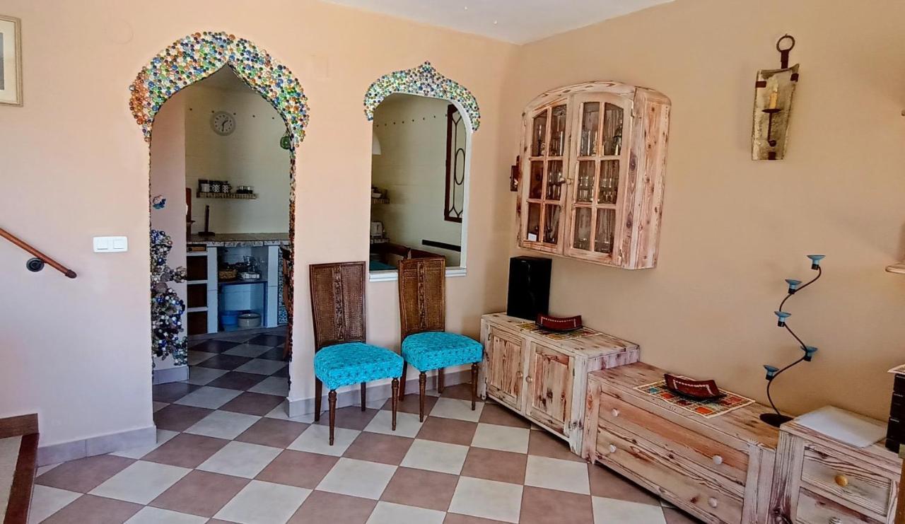 Bungalow Con Encanto, 100M2, A 800 M De La Playa 坎佩略 外观 照片