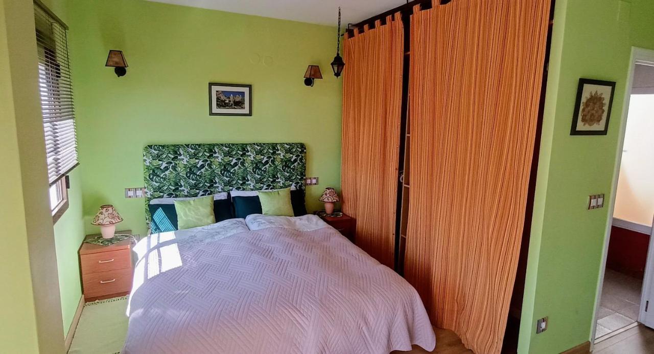 Bungalow Con Encanto, 100M2, A 800 M De La Playa 坎佩略 外观 照片